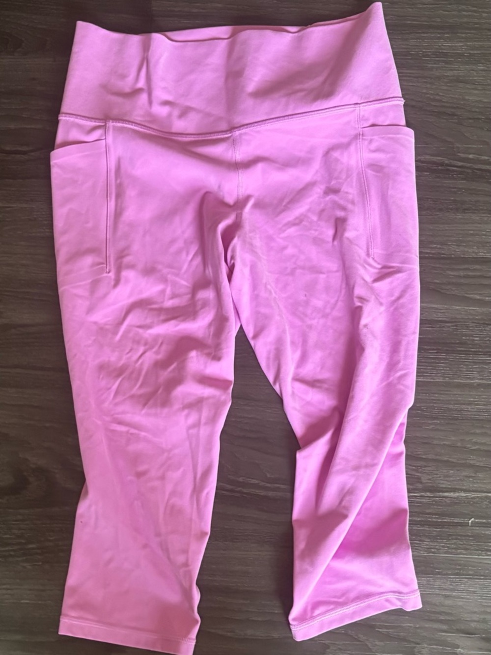 Athleta Pink Salutation Stash Capri